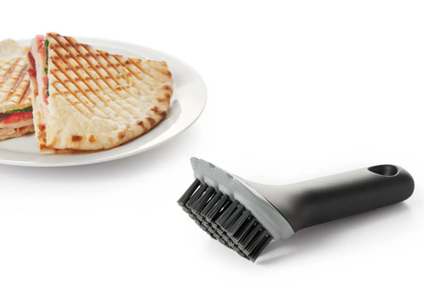 Brosse pour grille rainurée OXO avec racloir