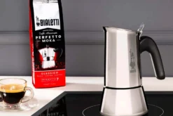 Cafetière italienne Bialetti Venus 235ml 6 tasses compatible induction