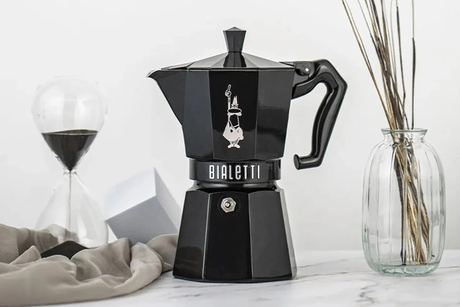 Cafetière italienne Bialetti Moka Exclusive noir