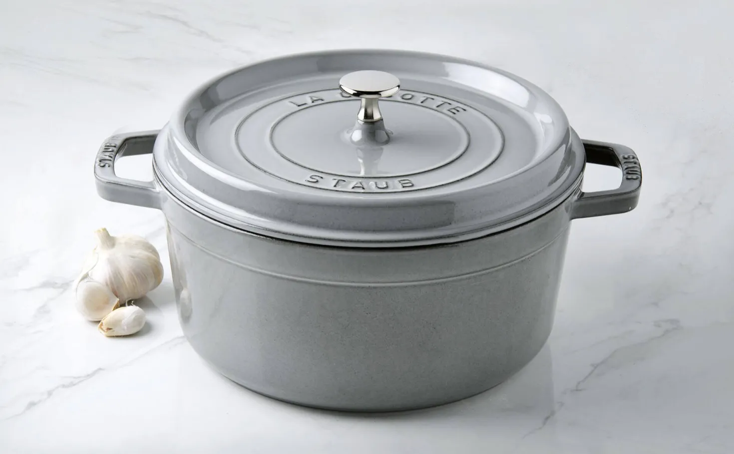 Cocotte ronde en fonte émaillée STAUB gris graphite