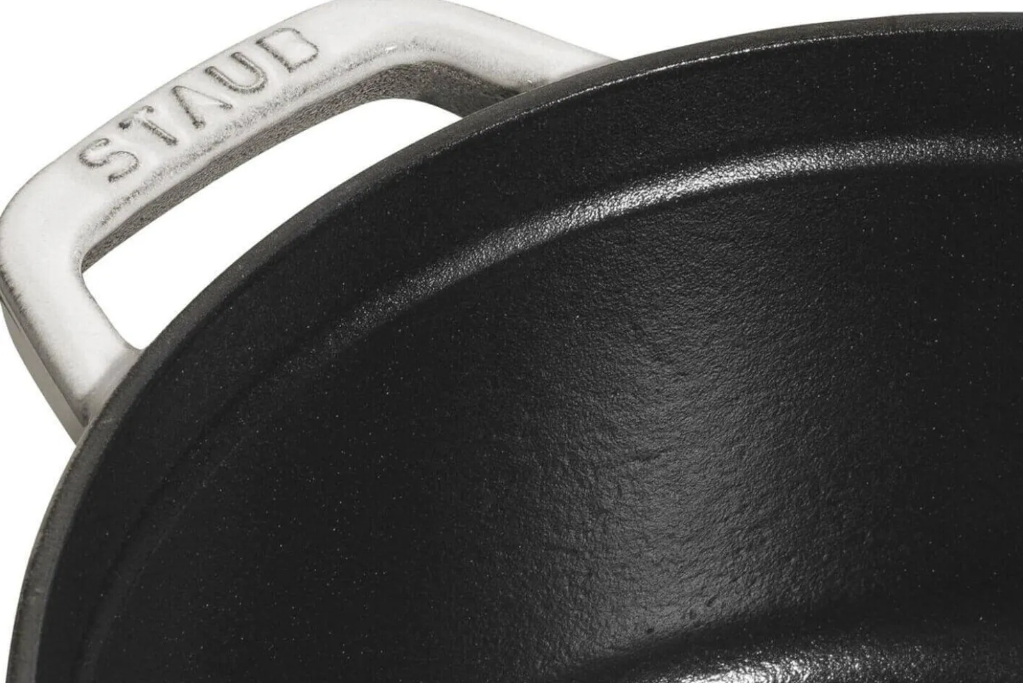 Cocotte STAUB ronde en fonte émaillée truffe blanche