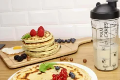 Coffret cadeau Cookut Shaker crêpes, pancakes + gaufres - 1 shaker + 1 tartineur + 1 livre recettes