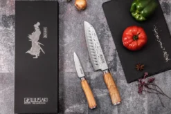 Coffret de 2 couteaux Wusaki Damas 10Cr manches en olivier Santoku + Office
