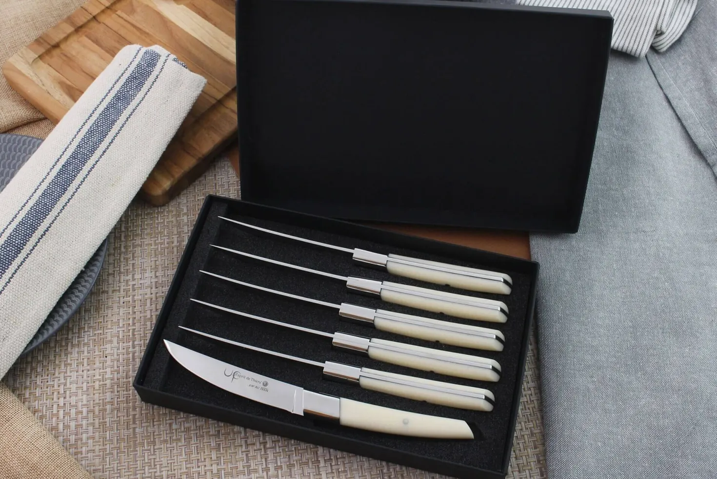 Coffret de table AU NAIN UP 6 couteaux à steak 11cm