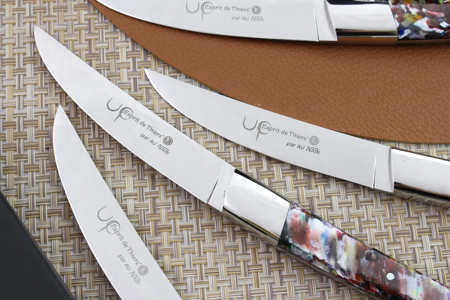Coffret de table AU NAIN UP 4 couteaux à steak 11cm
