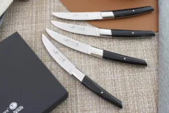 Coffret de table AU NAIN UP 4 couteaux à steak 11cm