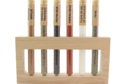 Coffret 6 épices en tube Le Monde en Tube Saveurs de nos régions + support bois