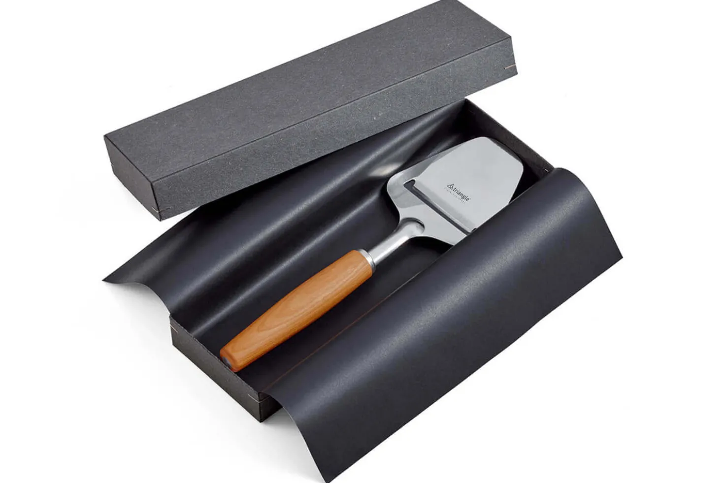 Coupe-fromage Triangle Sense en inox 18/10 et manche prunier