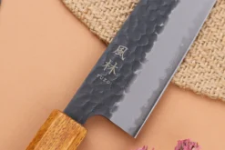 Couteau bunka 17cm japonais artisanal Yuzo Black AS chêne brûlé
