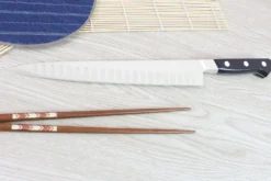 Couteau à découper japonais Misono UX10 alvéolé 24cm