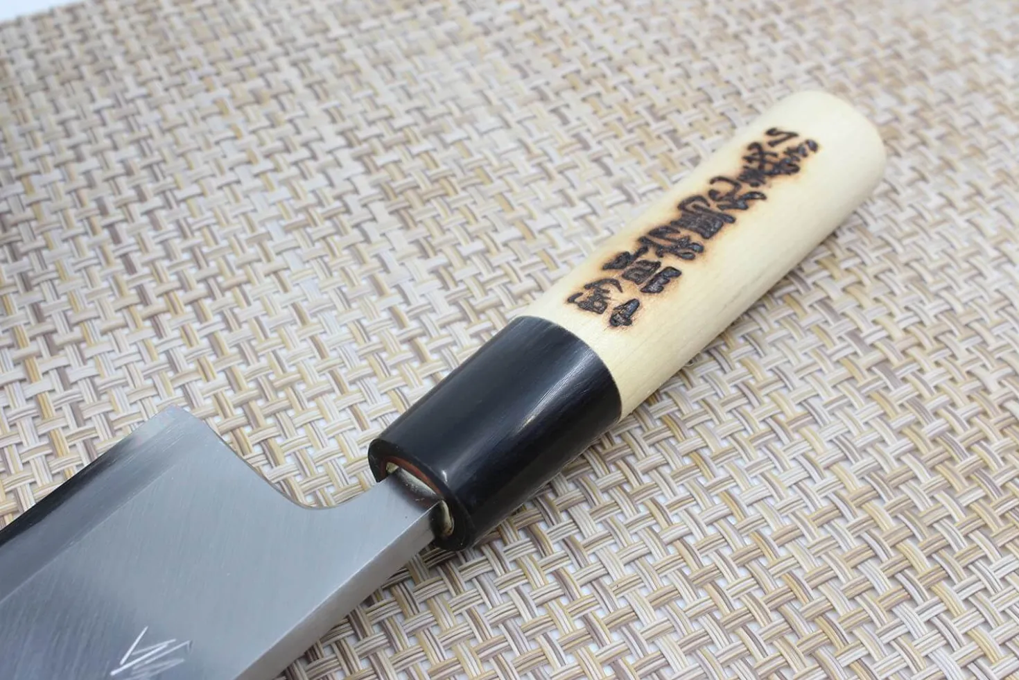 Couteau deba japonais artisanal Yoshihiro Jyosaku White 2 steel 15cm