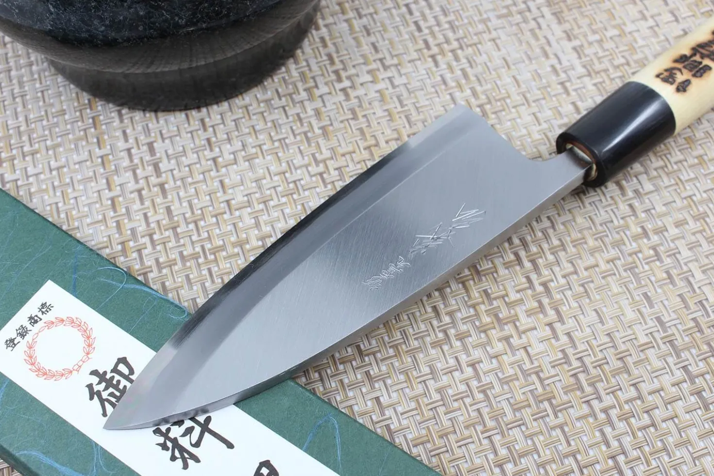 Couteau deba japonais artisanal Yoshihiro Jyosaku White 2 steel 15cm