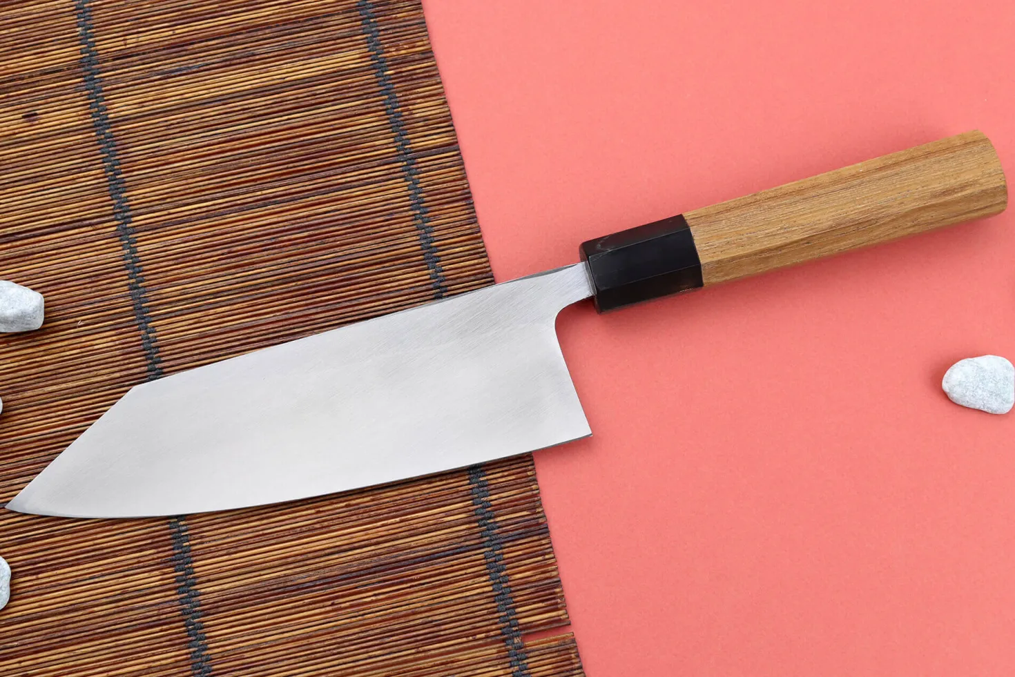 Couteau deba kiritsuke 18cm japonais artisanal Hatsukokoro Shirasagi manche en teck