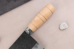 Couteau de chef chinois artisanal japonais 17cm Hatsukokoro Sentan Kurouchi Migaki en érable