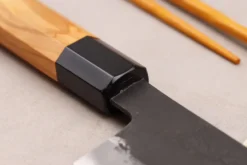 Couteau de chef 24cm japonais artisanal Hinoura Mutsumi Ajikataya Black Nashiji