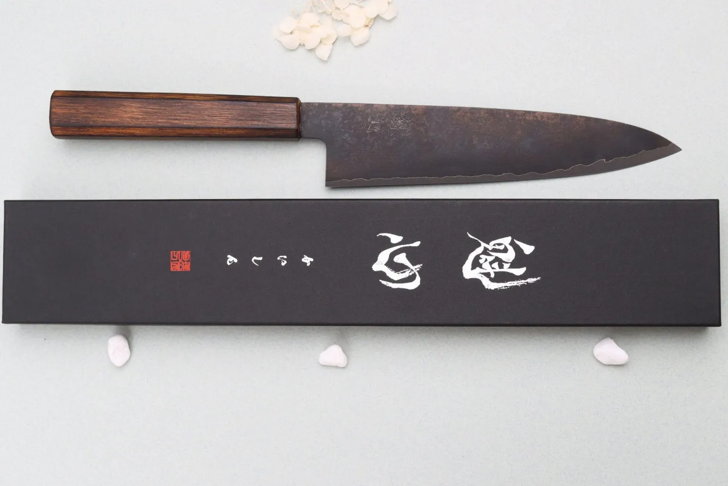 Couteau de chef 21cm japonais artisanal Nakamura Kaishin Ginsan Black Damas