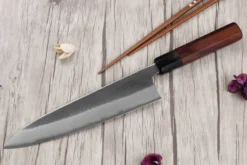 Couteau de chef 21cm japonais artisanal Toshihiro Wakui Shirogami 2 San Maï nashiji