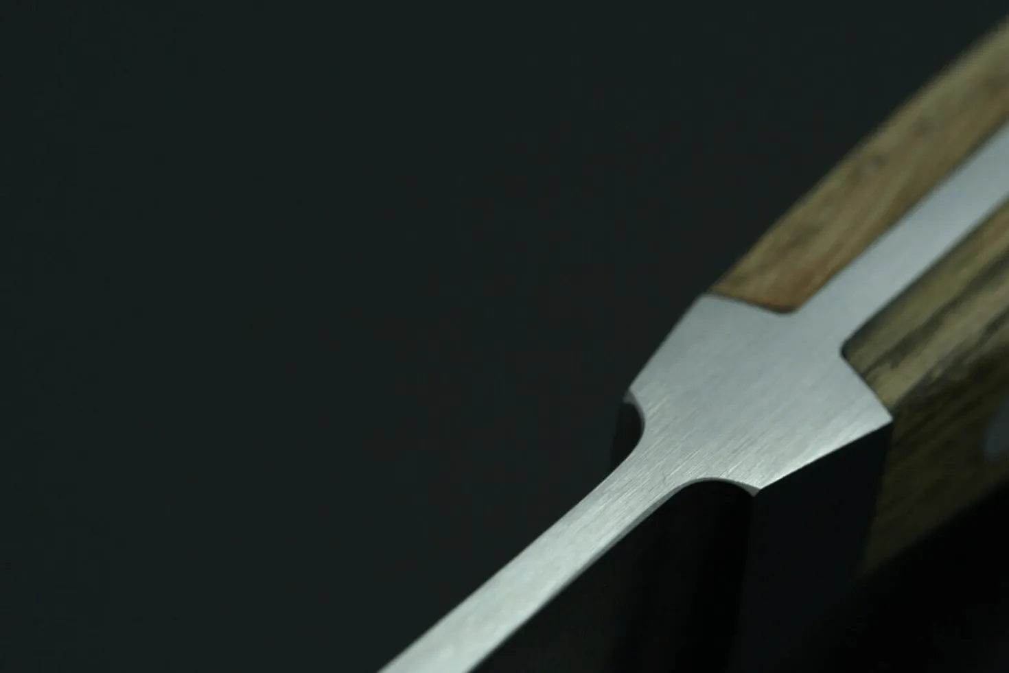 Couteau de chef Güde Alpha Chêne 16cm en acier forgé