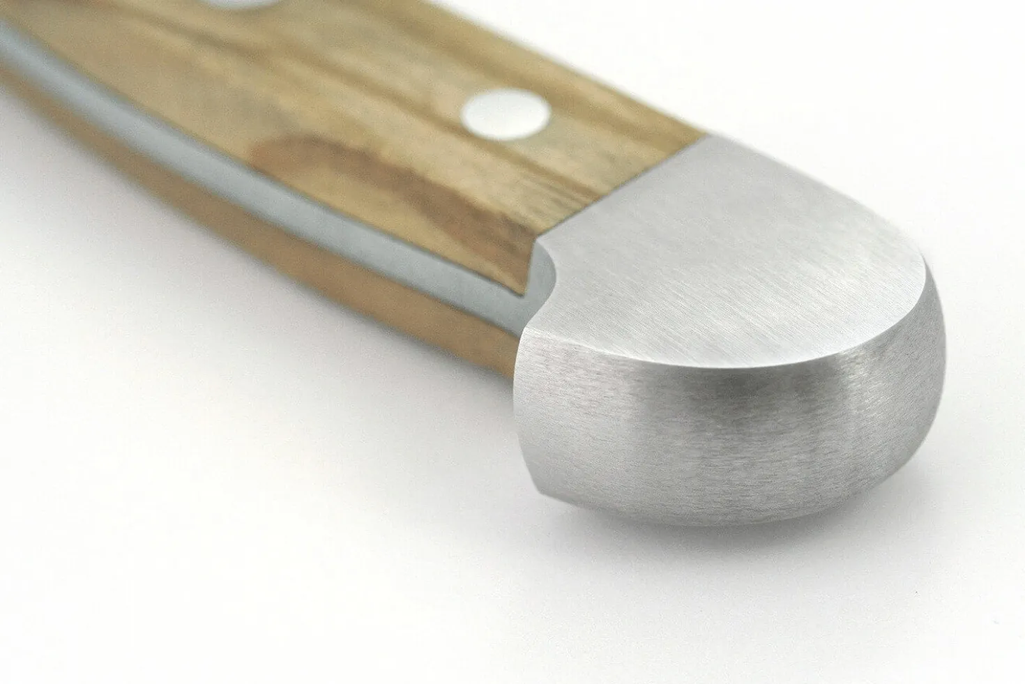 Couteau de chef Güde Alpha Olive 16cm en acier forgé
