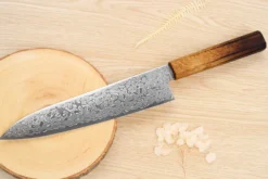 Couteau de chef japonais artisanal Yoshihiro ZAD lame damassée 21cm