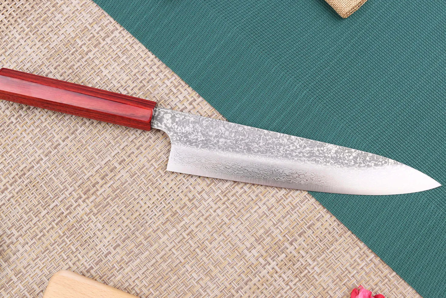 Couteau de chef japonais artisanal Kei Kobayashi SG2 Damas Heptagone 21cm