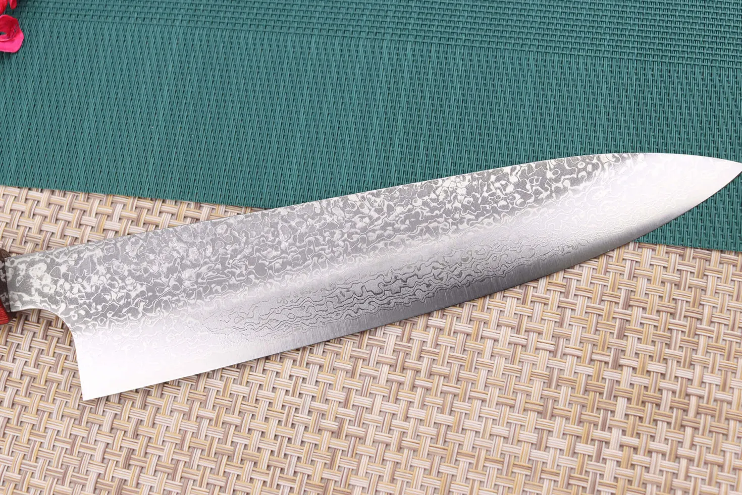 Couteau de chef japonais artisanal Kei Kobayashi SG2 Damas Heptagone 21cm
