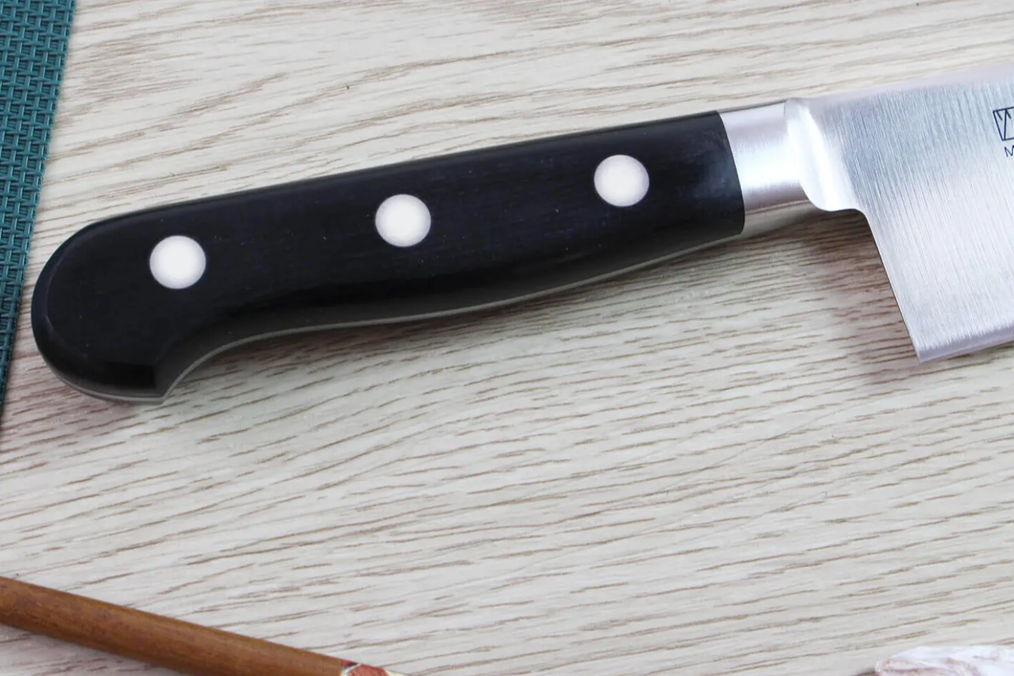 Couteau de chef japonais Misono 440 21cm
