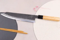 Couteau de chef kiritsuke 24cm japonais artisanal Hinoura Mutsumi Ajikataya Black Nashiji