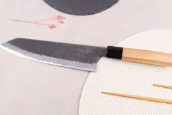 Couteau de chef kiritsuke 21cm japonais artisanal Hinoura Mutsumi Ajikataya Black Nashiji
