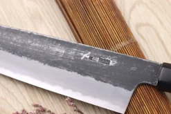 Couteau de chef kiritsuke 24cm japonais artisanal Sakai Kikumori Kikuzuki Kuro