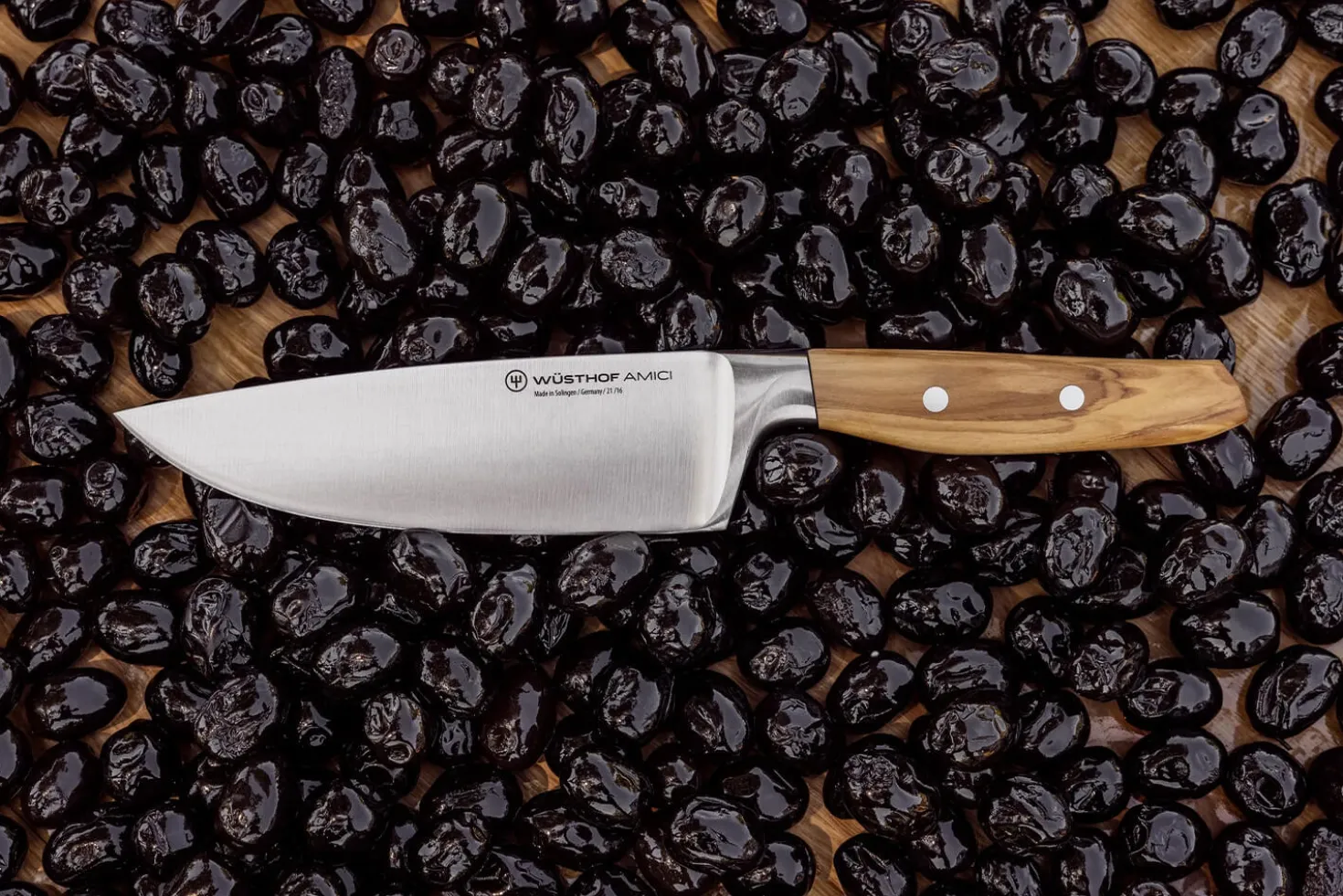 Couteau de chef Wüsthof Amici forgé 16cm en bois d'olivier