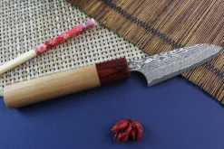 Couteau d'office japonais artisanal Yoshimi Kato 8,5cm VG10 Nickel Damascus cerisier