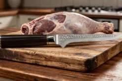 Couteau à désosser 15cm Fukito Ébène Damas martelé