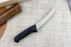 Couteau à désosser japonais MAC Chef 15.5cm