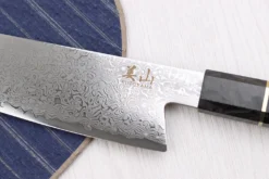 Couteau kiritsuke 20cm Kutoyama damas manche fibre de carbone