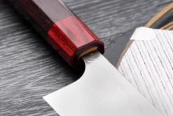 Couteau kiritsuke japonais artisanal Yoshimi Kato Minamo SG2 Tsuchime 21cm
