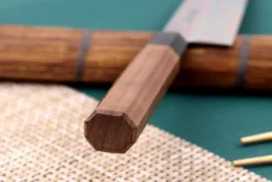 Couteau kiritsuke japonais artisanal Kagekiyo Kurumi Ginsan 24cm