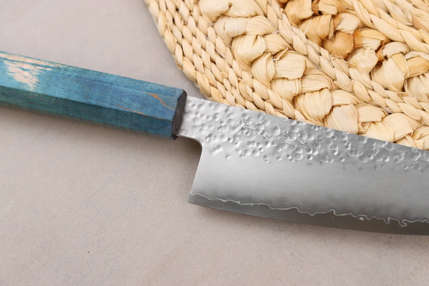 Couteau ko-bunka 13cm japonais artisanal Hado Shiosai VG10 manche bleu