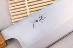 Couteau ko-deba 12cm artisanal japonais Tsunehisa AUS8 manche en chêne