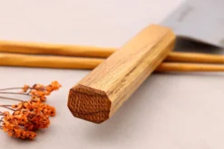 Couteau nakiri 16,5cm japonais artisanal Sakai Kikumori TS10 en chêne
