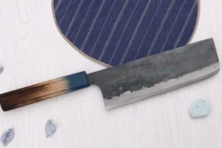 Couteau nakiri 16,5cm japonais artisanal Yoshihiro Rugged Black