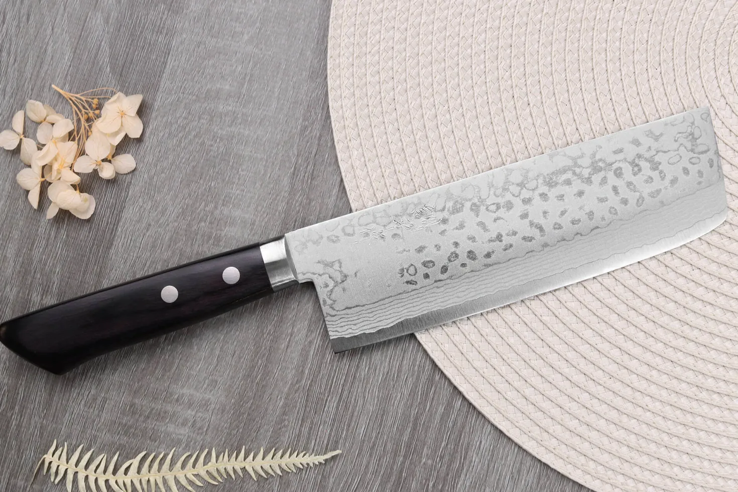 Couteau nakiri 16,5cm japonais artisanal Masutani VG10 Damas
