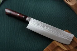 Couteau nakiri japonais artisanal Masutani 16.5cm martelé