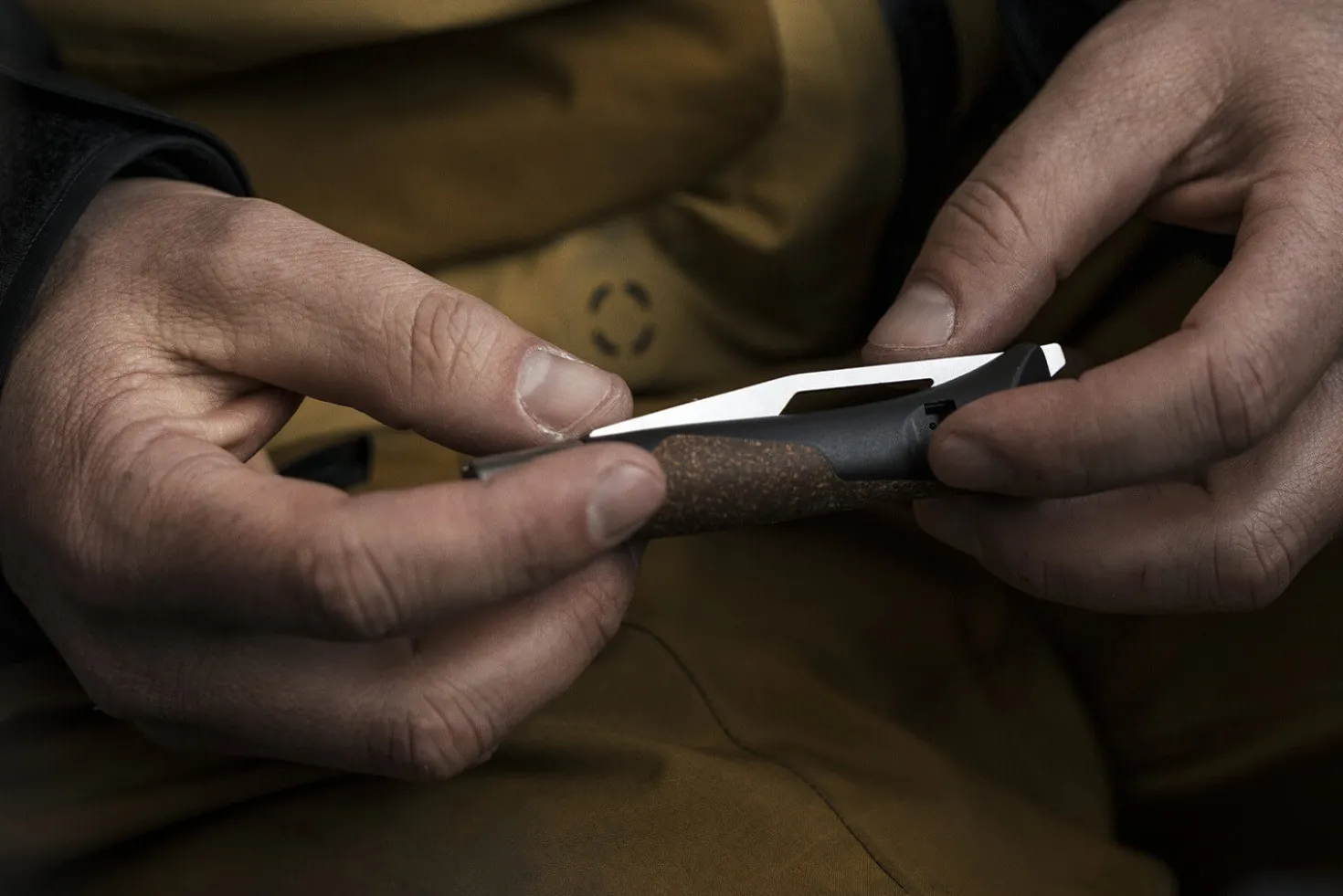 Couteau Opinel Néo7 Alpine brun noir
