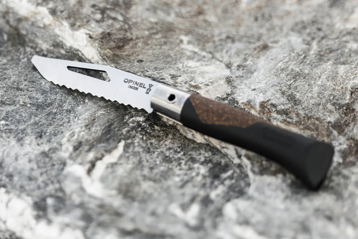 Couteau Opinel Néo7 Alpine brun noir