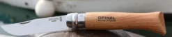 Couteau Opinel traditionnel n°10 lame 10cm virole tournante manche en hêtre