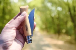 Couteau pliant Opinel Tradition Inox n°09 lame 9cm manche hêtre