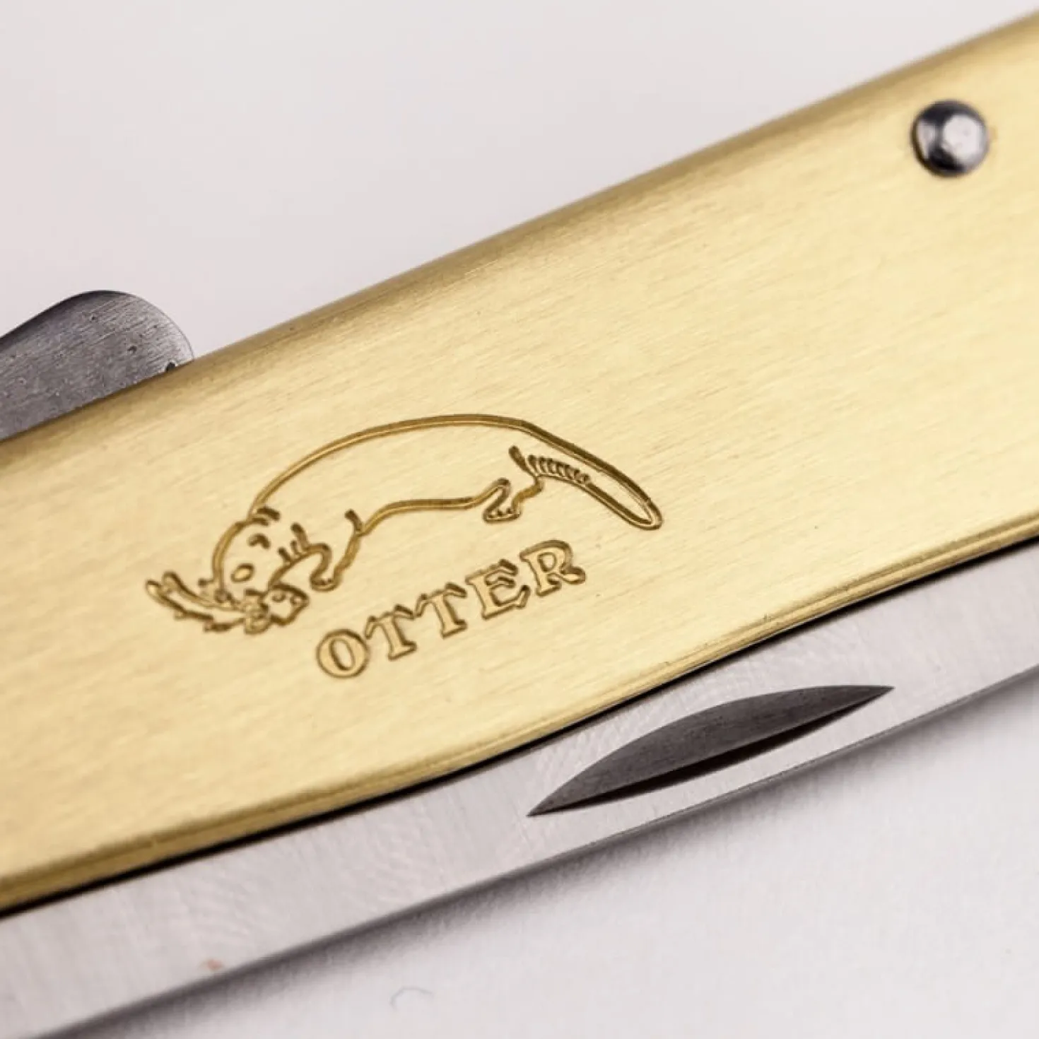 Couteau pliant OTTER Mercator acier inox manche laiton gravé 11cm