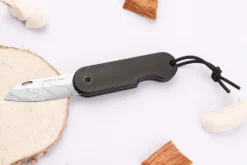 Couteau pliant Skult français éco-responsable Les Fonds Marins manche noir 10cm