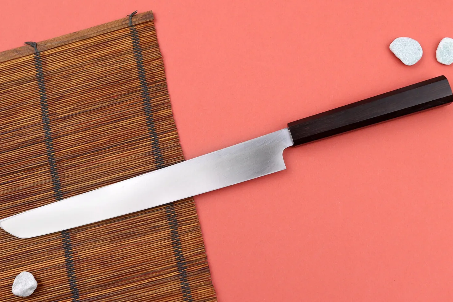 Couteau sakimaru 27cm japonais artisanal Hatsukokoro Shirasagi manche en ébène